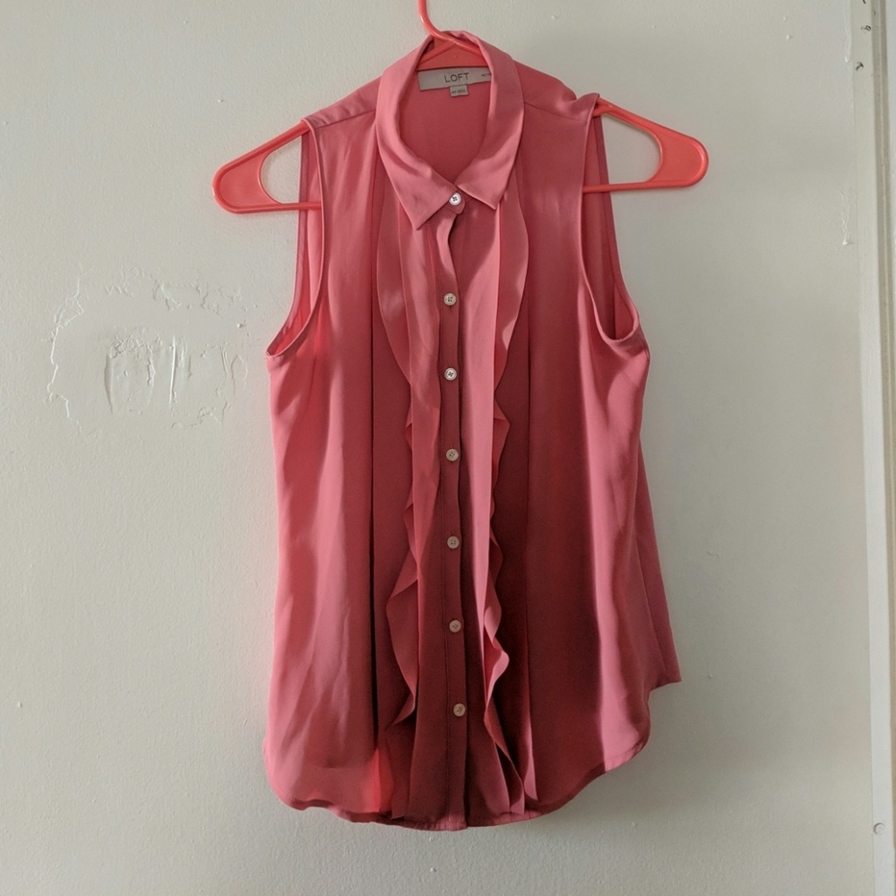 Ann Taylor pink ruffled tank